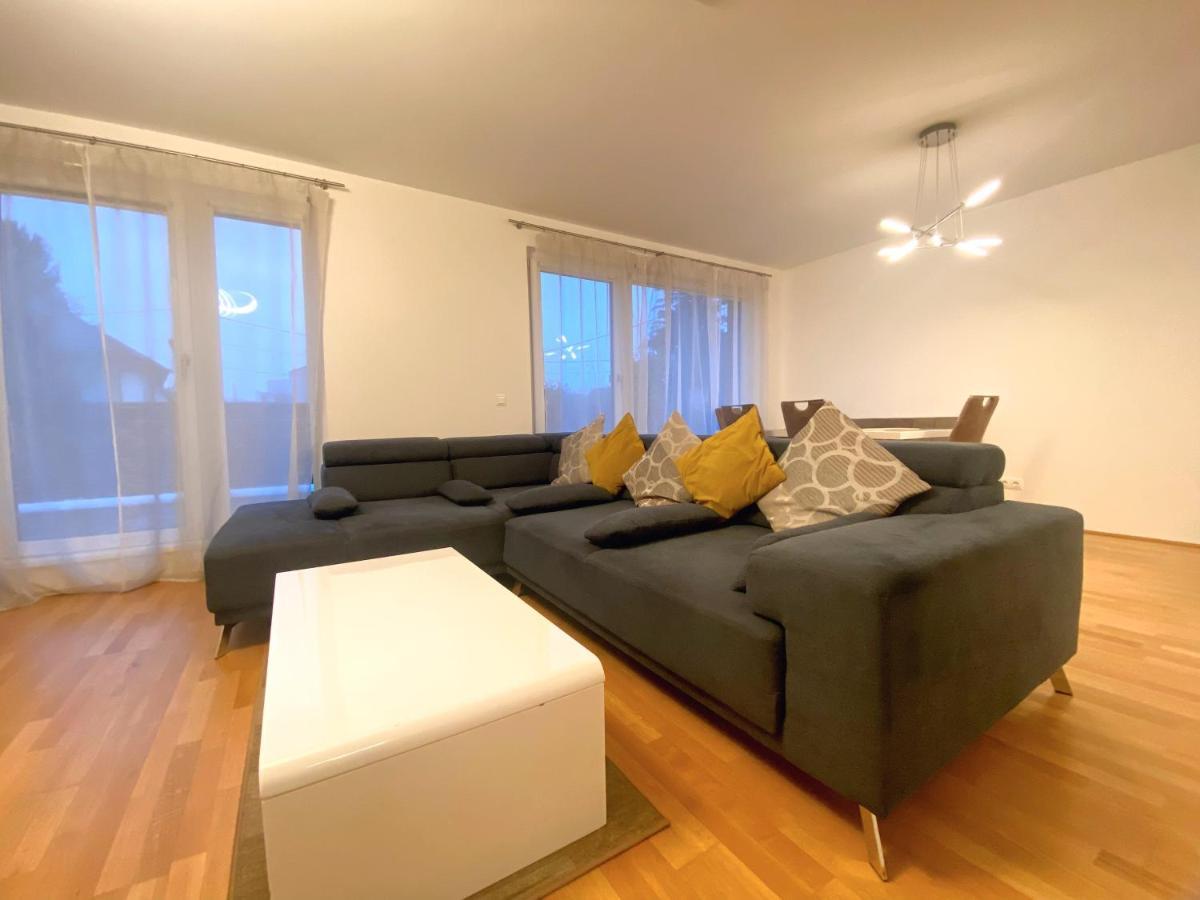 Near Lake Spacious & Furnished Beautiful Apartment Виена Екстериор снимка