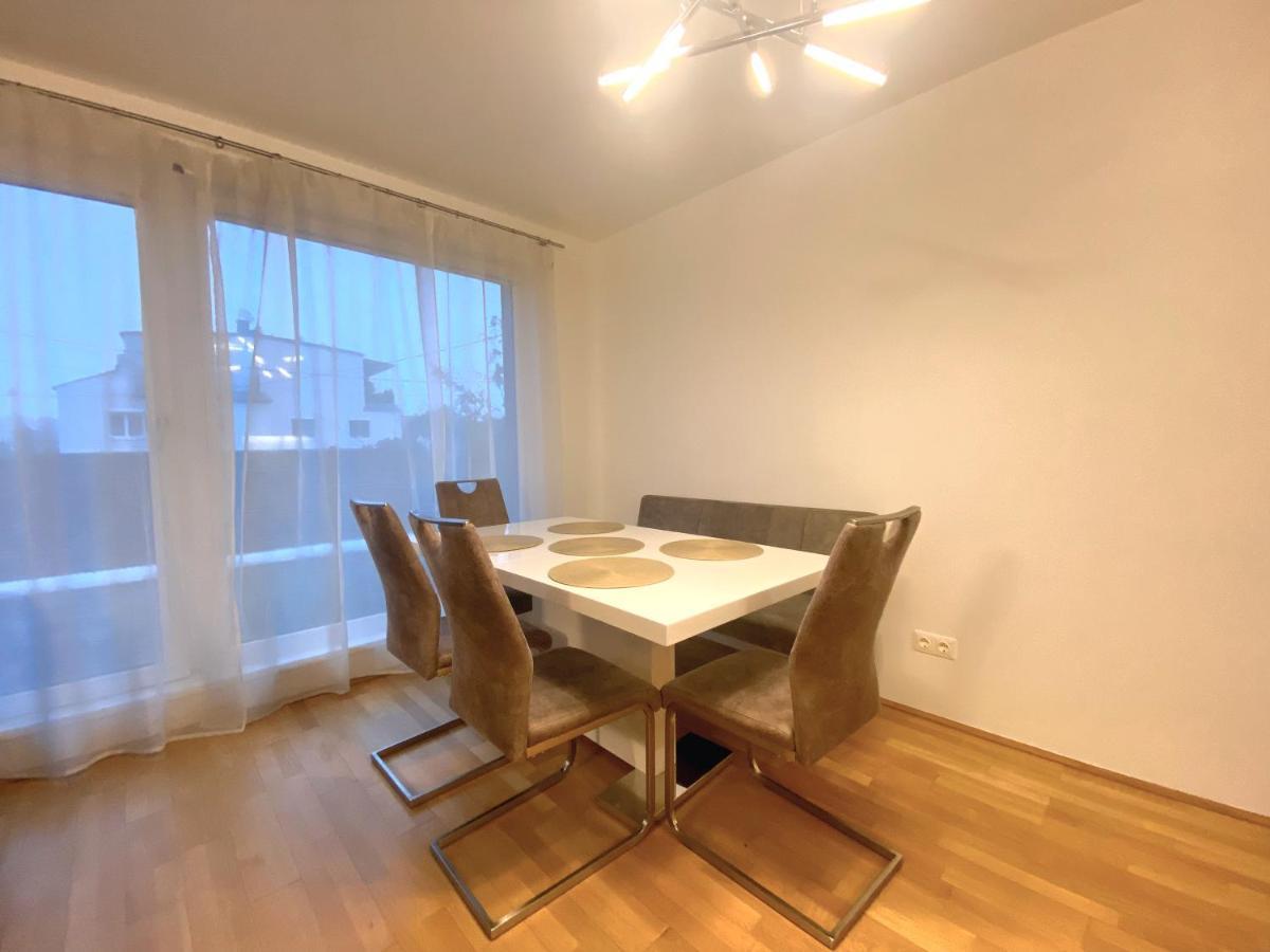 Near Lake Spacious & Furnished Beautiful Apartment Виена Екстериор снимка